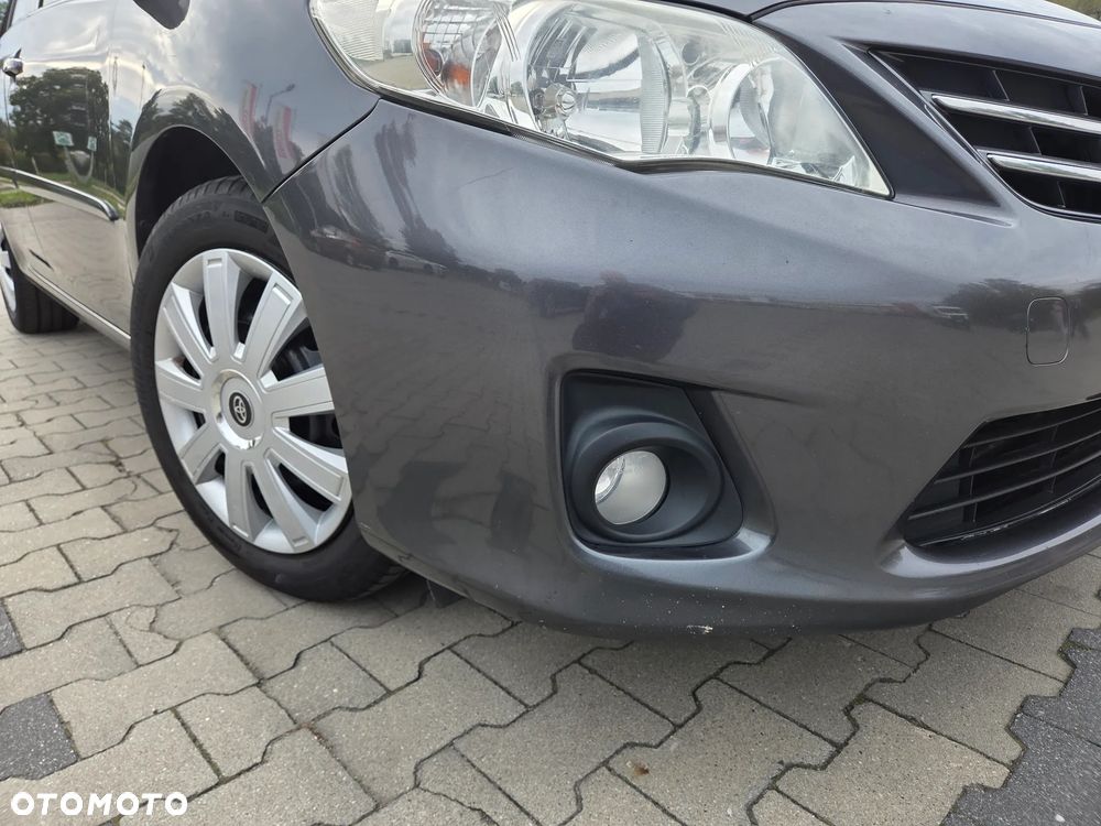Toyota Corolla - 4