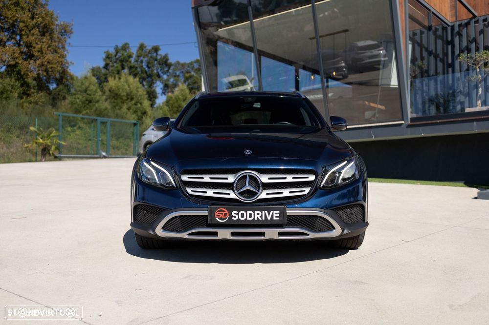 Mercedes-Benz E 220 d 4-Matic All Terrain Avantgarde - 3
