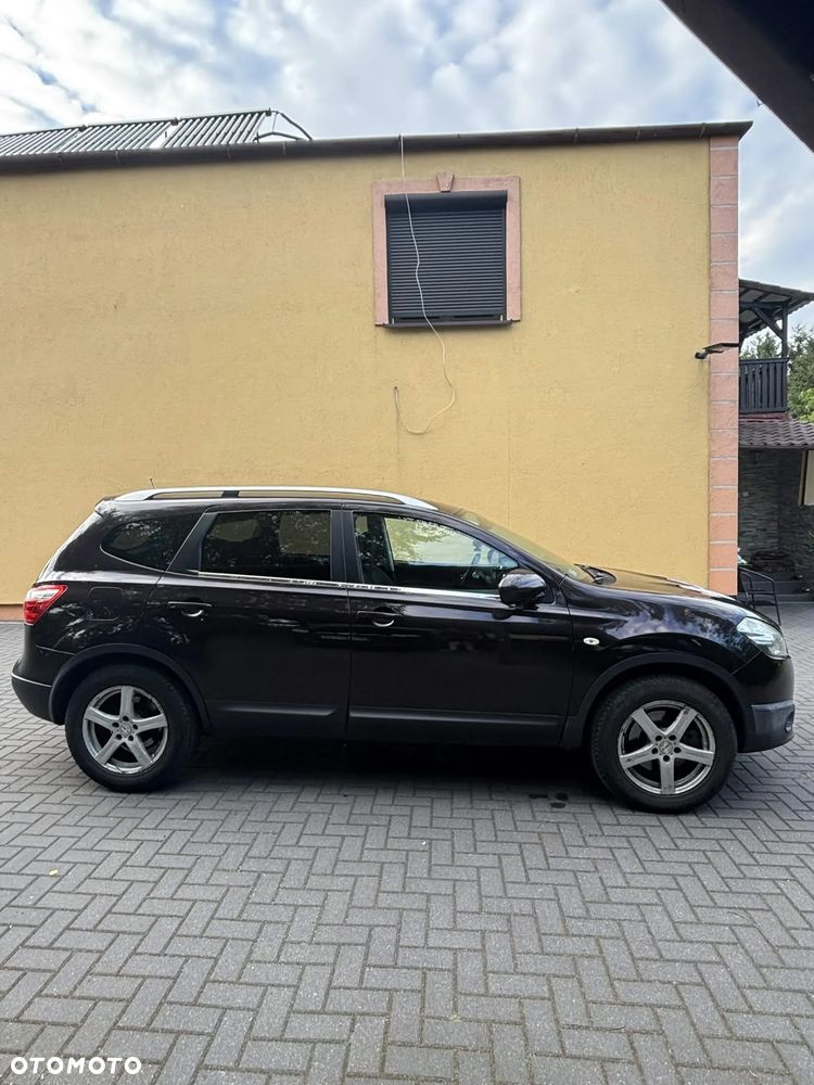 Nissan Qashqai+2 2.0 dCi DPF 4x4 tekna - 5