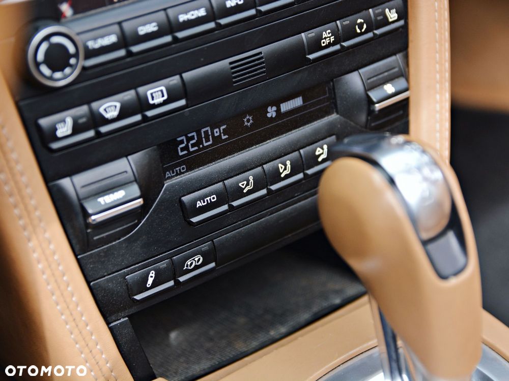 Porsche 911 Carrera 4S PDK - 29