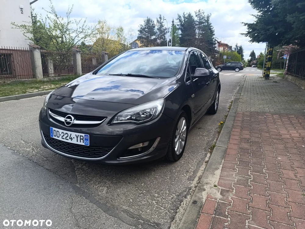 Opel Astra 1.6 CDTI DPF ecoFLEX Start/Stop Exklusiv - 2