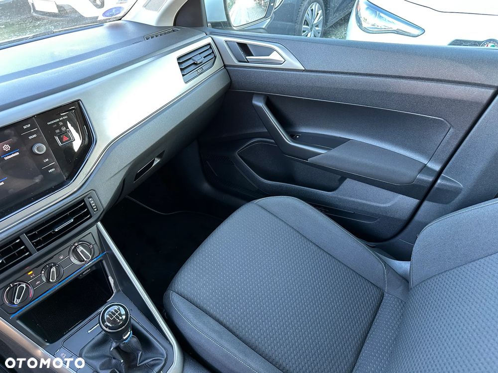 Volkswagen Polo - 19