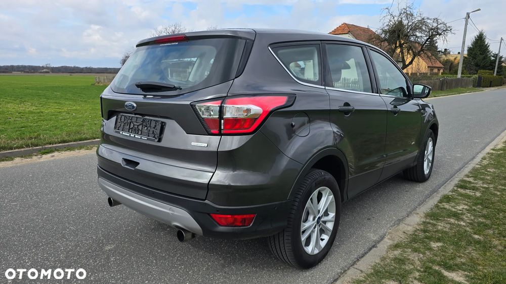 Ford Kuga 1.5 EcoBoost 4x4 Titanium - 5