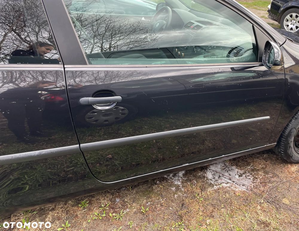 DRZWI PRAWY PRZÓD VW GOLF V 3D LC9Z - 1