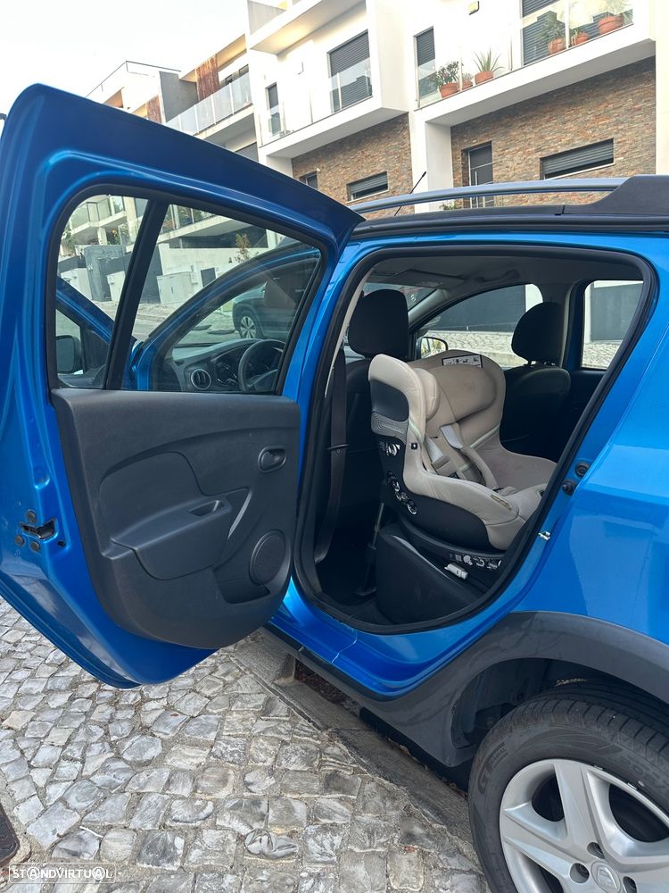 Dacia Sandero 1.5 dCi Stepway - 14