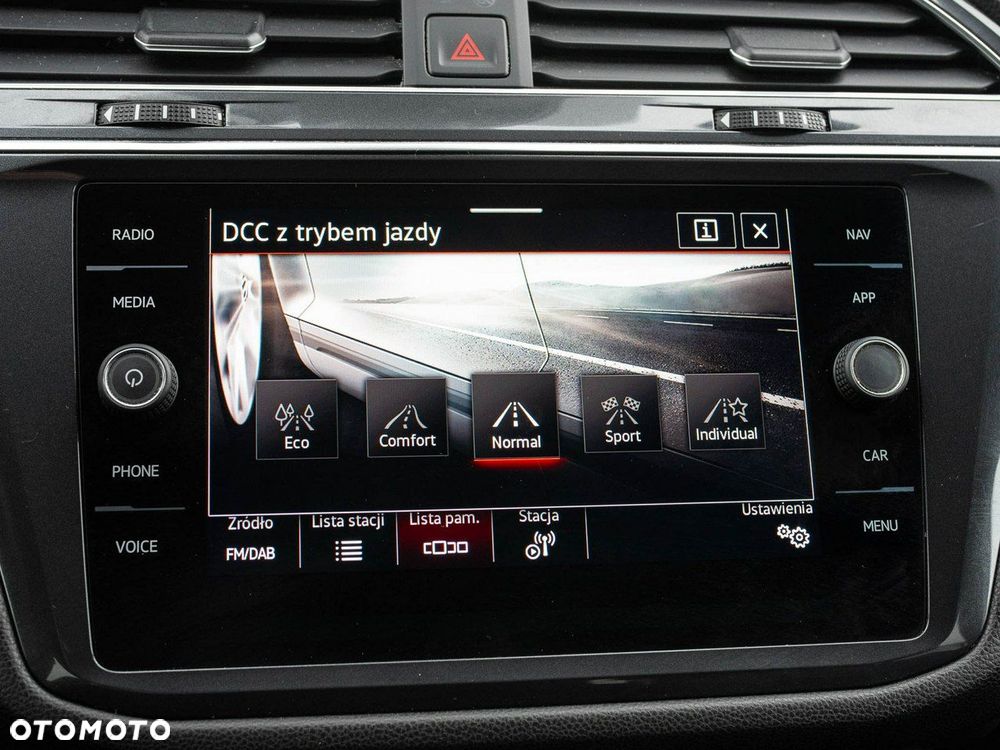 Volkswagen Tiguan Allspace 2.0 TSI 4Mot R-Line DSG - 19