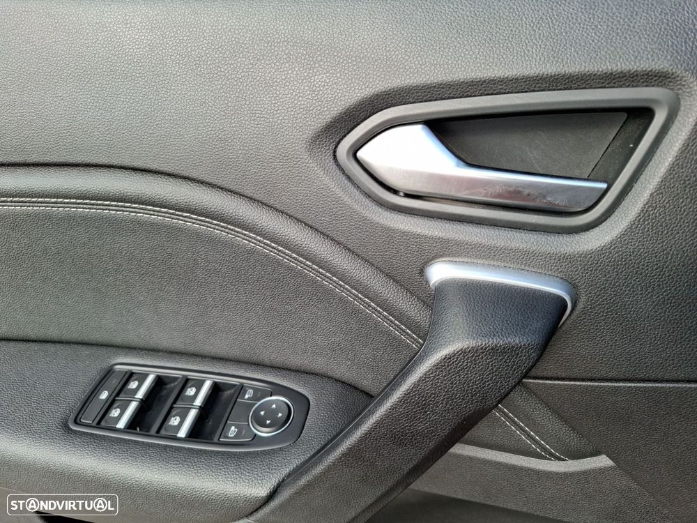 Renault Captur 1.0 TCe Techno - 23