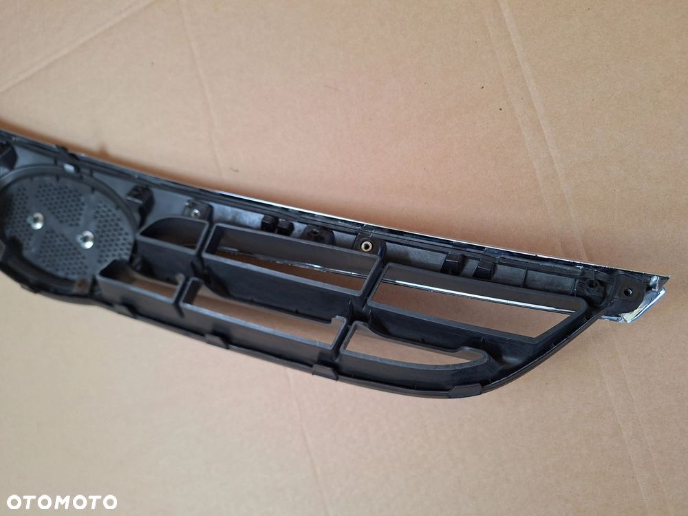 HYUNDAI i20 I GRILL ATRAPA+ KRATKA ŚRODKOWA W ZDERZAK PRZÓD 86561-J1000 86351-1J000 - 10