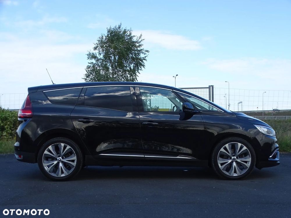 Renault Grand Scenic - 9