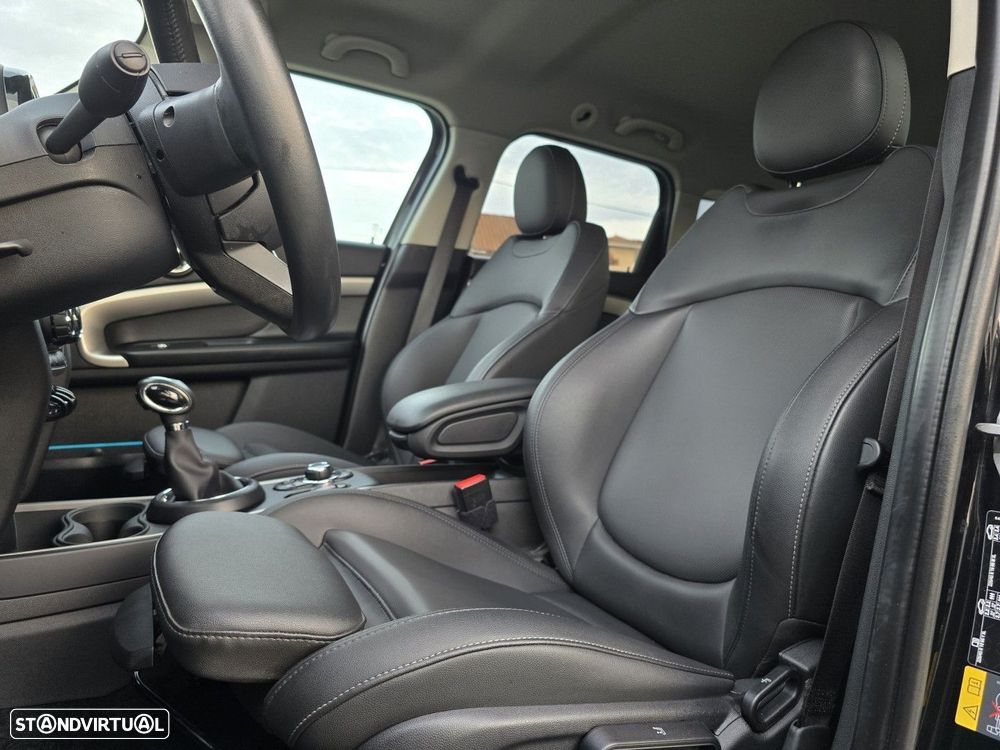 MINI Countryman Cooper SE Premium Essential Auto - 22