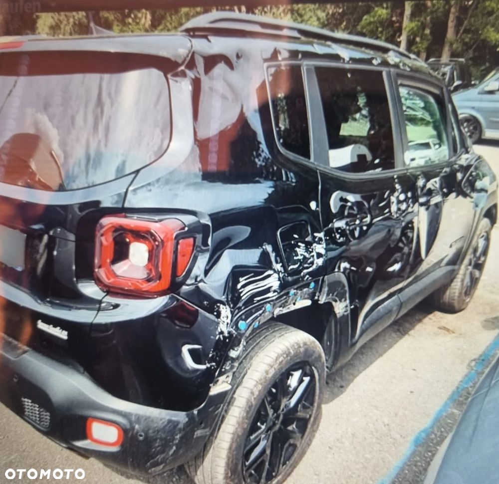 Jeep Renegade 1.3 GSE T4 Turbo Upland 4x4 S&S - 9