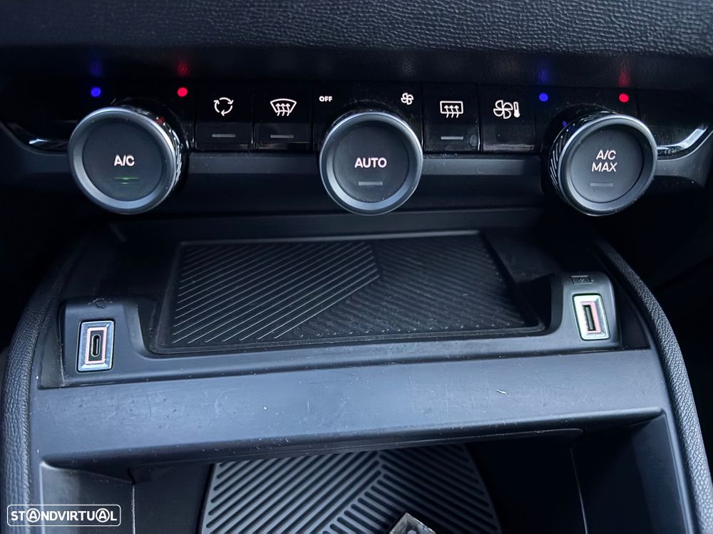 Citroën C4 1.2 PureTech Shine Pack EAT8 - 54