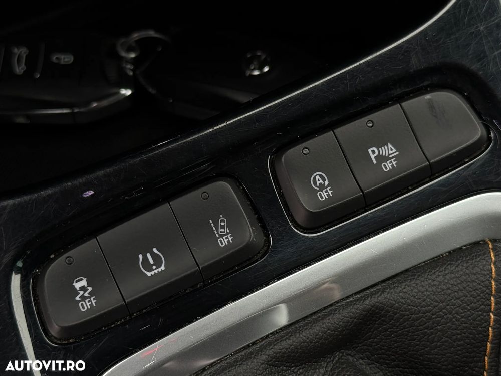 Opel Crossland X 1.2 ECOTEC Start/Stop Innovation - 26