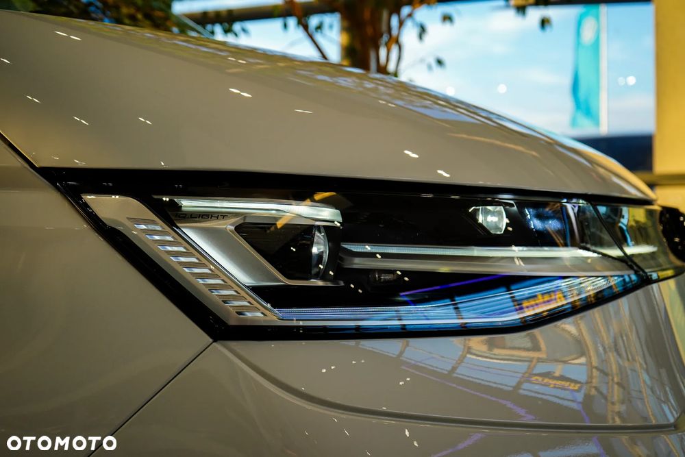 Volkswagen Multivan 2.0 TDI L2 Edition DSG - 7