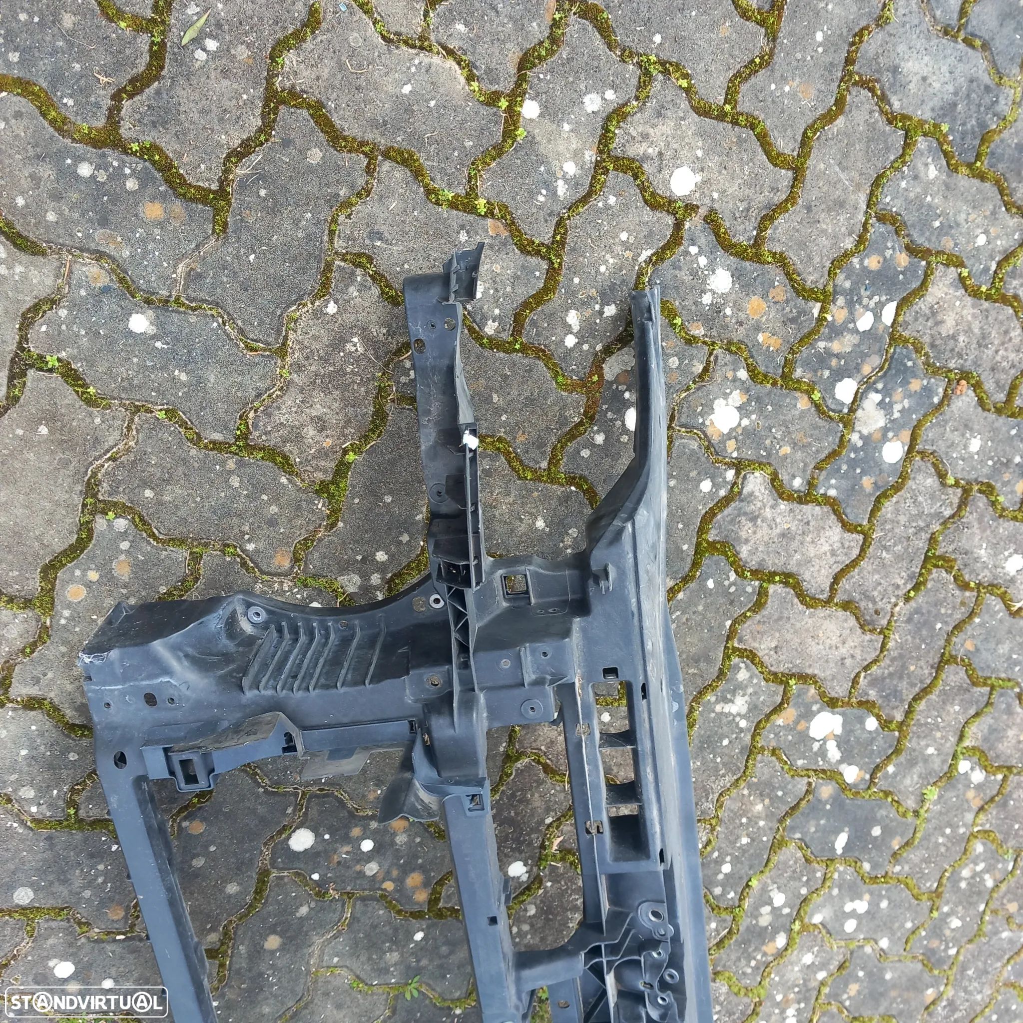 Frente de fibra vw golf plus 5M0805588 - 1