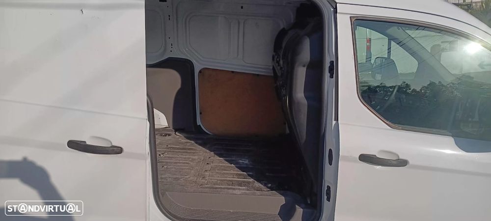 Ford Transit Connect 1.5 TDci 3 Lug Avariada - 9