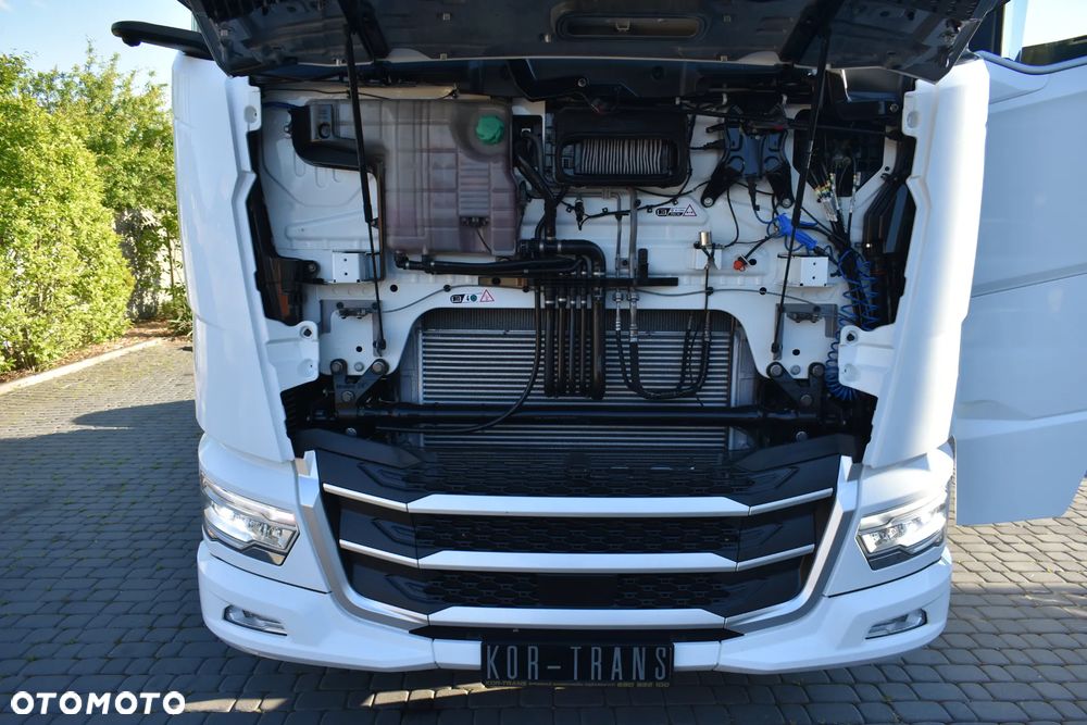 DAF XG480 //KLIMA POSTOJOWA X2 // ACC // PCC // ZABUDOWY // FULL LED // 2X FOTEL PNEUMATYCZNY // PREMIUM DAF AUDIO // - 40