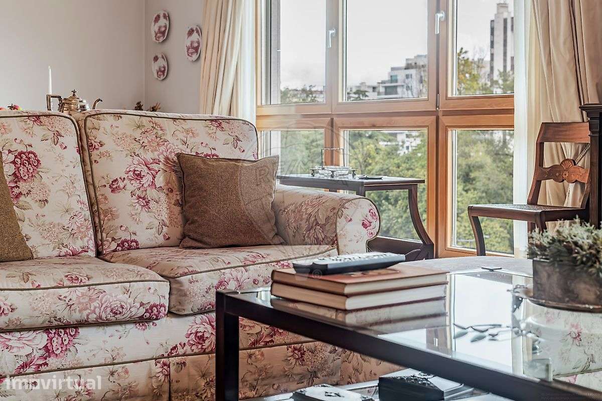 Apartamento T4 para venda - Grande imagem: 2/29