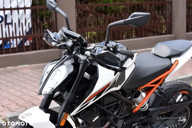 KTM Duke - 20