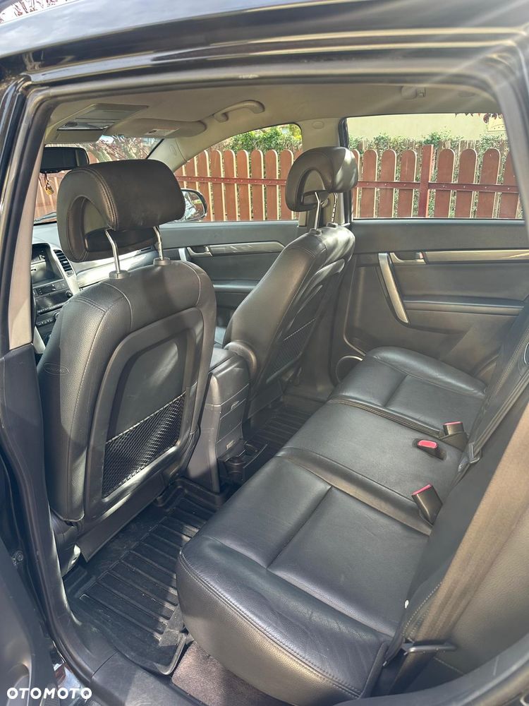 Chevrolet Captiva 2.0 d LT medium - 6