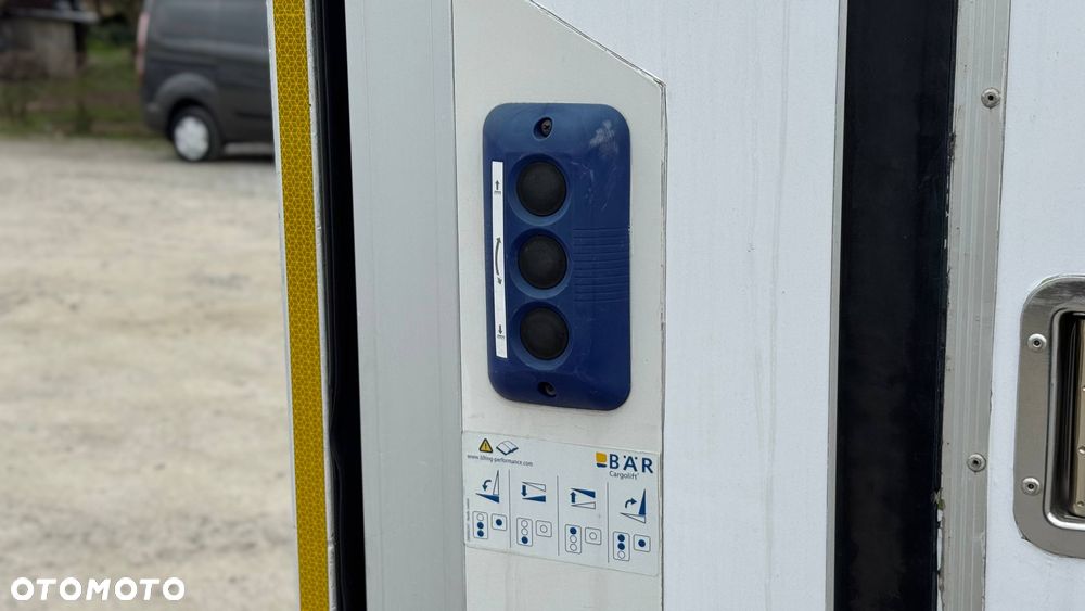 Mercedes-Benz Sprinter - 8