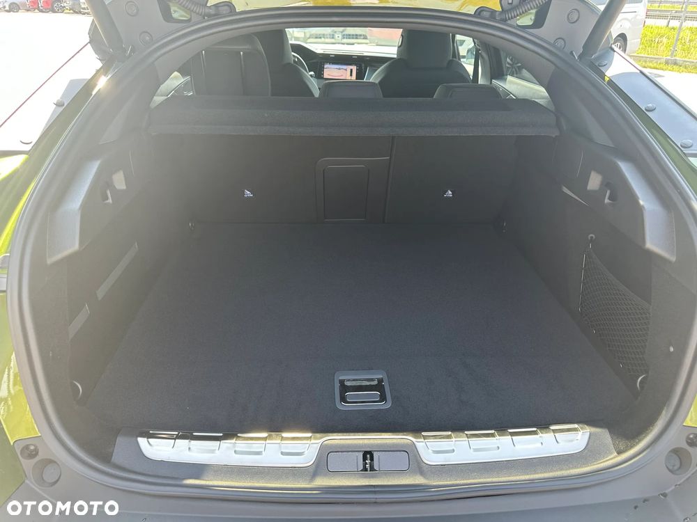 Peugeot 408 1.6 Plug-in Hybrid 240 GT Exclusive e-DCS7 - 16