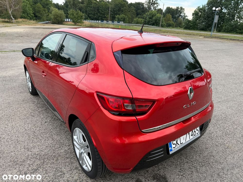 Renault Clio 1.2 16V Life - 3