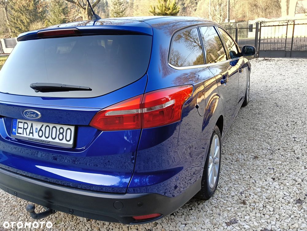 Ford Focus 1.0 EcoBoost Titanium - 11