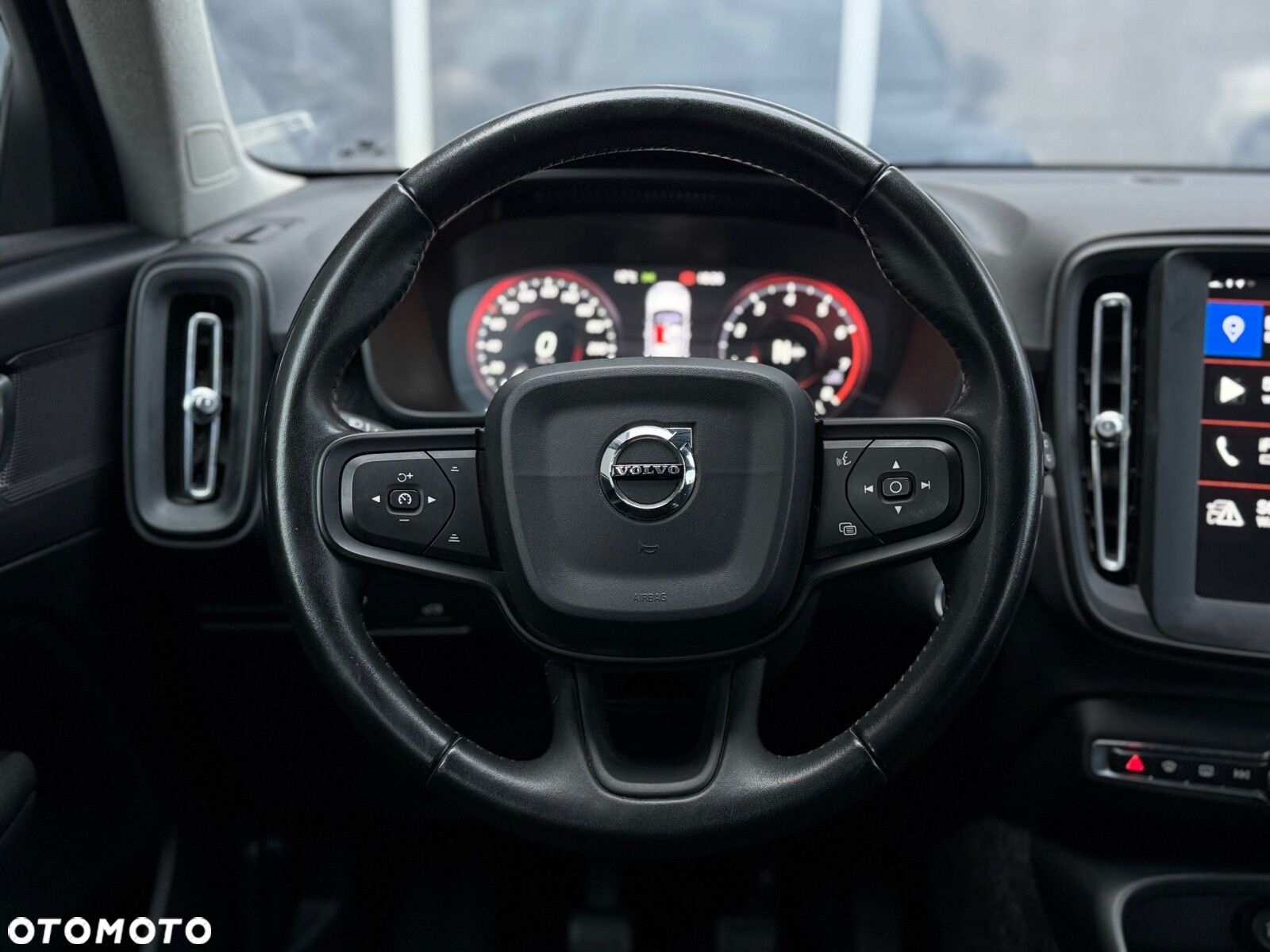 Volvo XC 40 T3 - 12