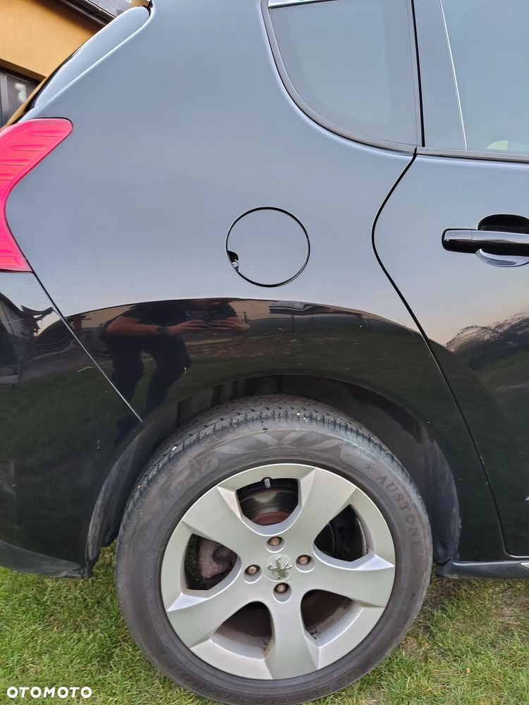 Peugeot 3008 2011