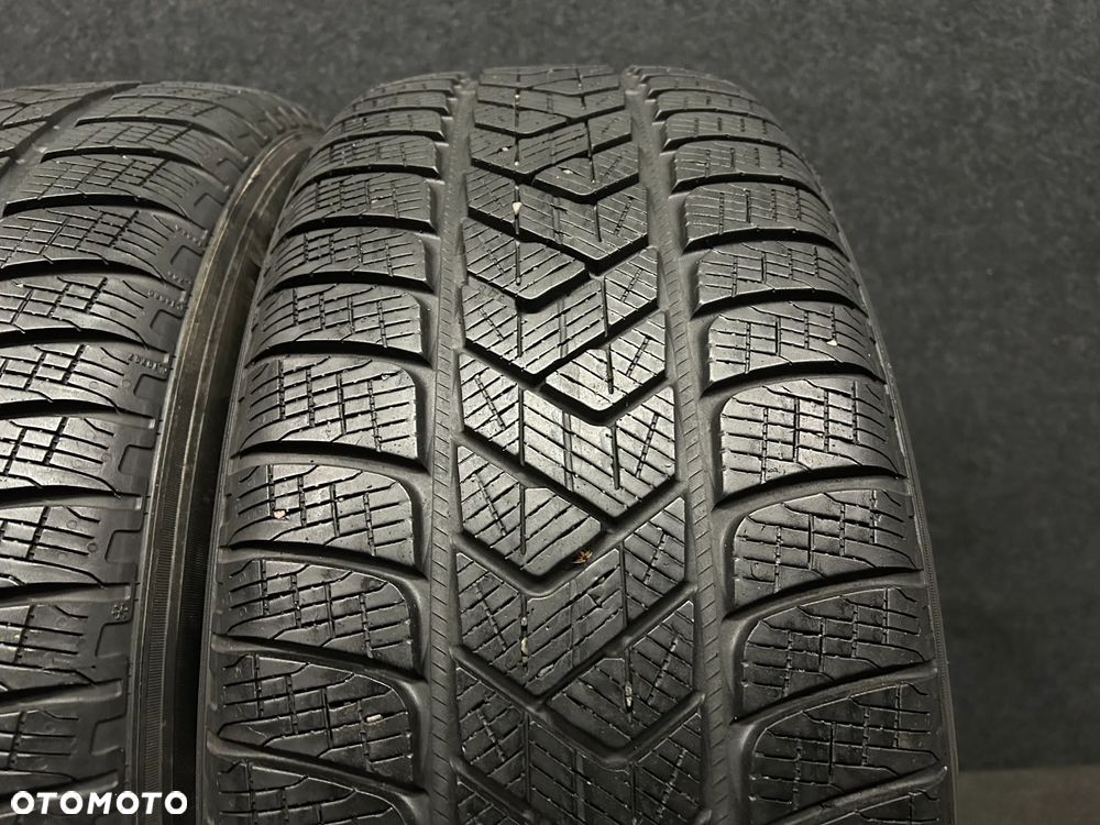 Opony zimowe Pirelli Scorpion Winter 235/60/18 107H 2szt. - 3