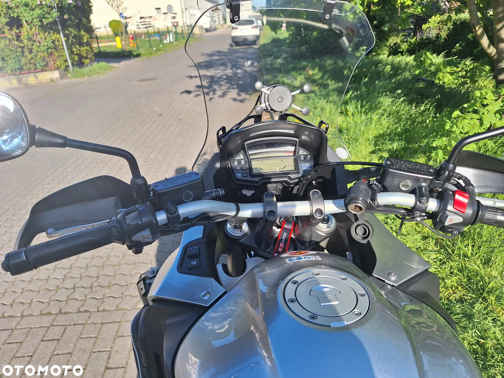 Honda VFR - 2