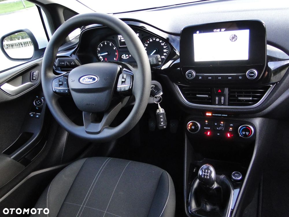 Ford Fiesta - 6