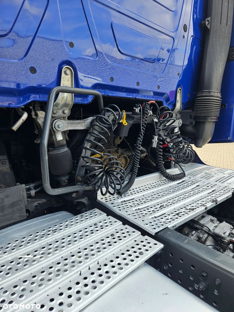 Mercedes-Benz ACTROS 1848 - 8