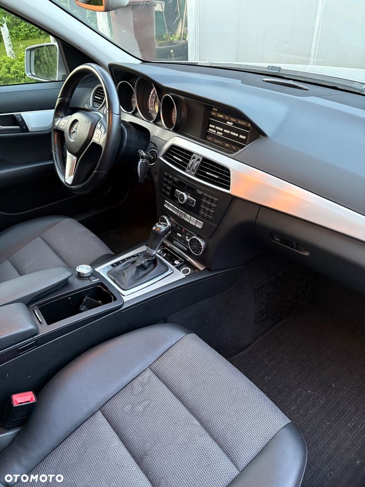 Mercedes-Benz Klasa C 350 CDI BlueEff Avantgarde - 10