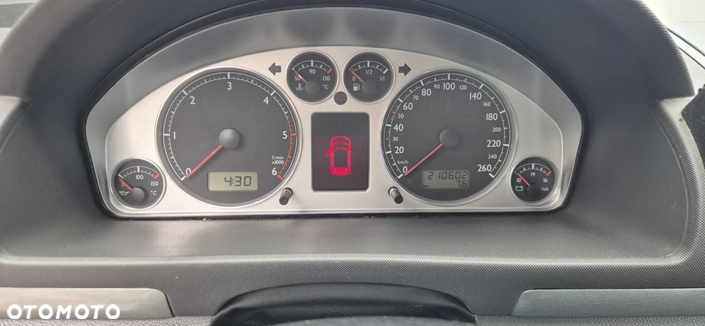 Volkswagen Sharan 2.0 TDI DPF Freestyle - 12