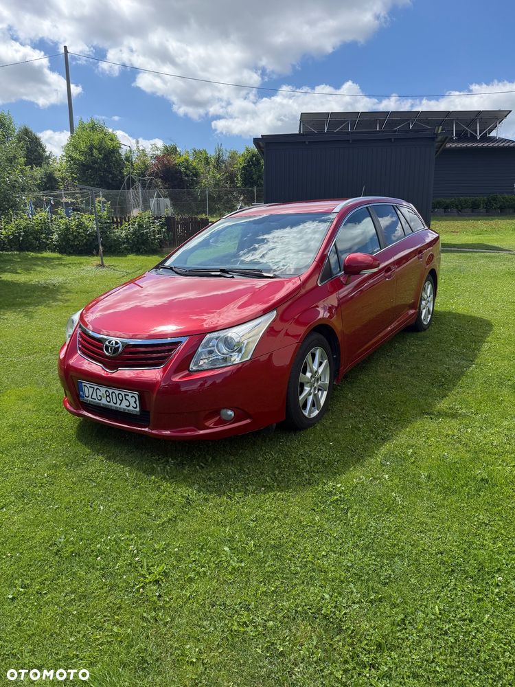 Toyota Avensis 2.2 D-4D Sol Plus NAVI - 1