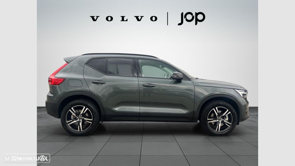 Volvo XC 40 2.0 B3 Plus Dark - 6