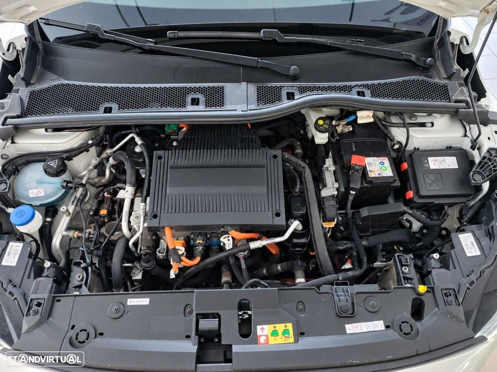 Peugeot e-208 50 kWh Active Pack - 29