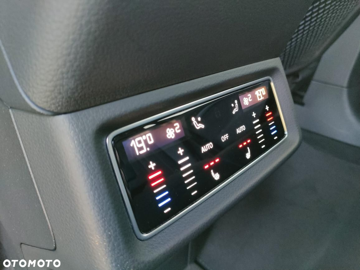Audi e-tron 55 Quattro S Line - 25