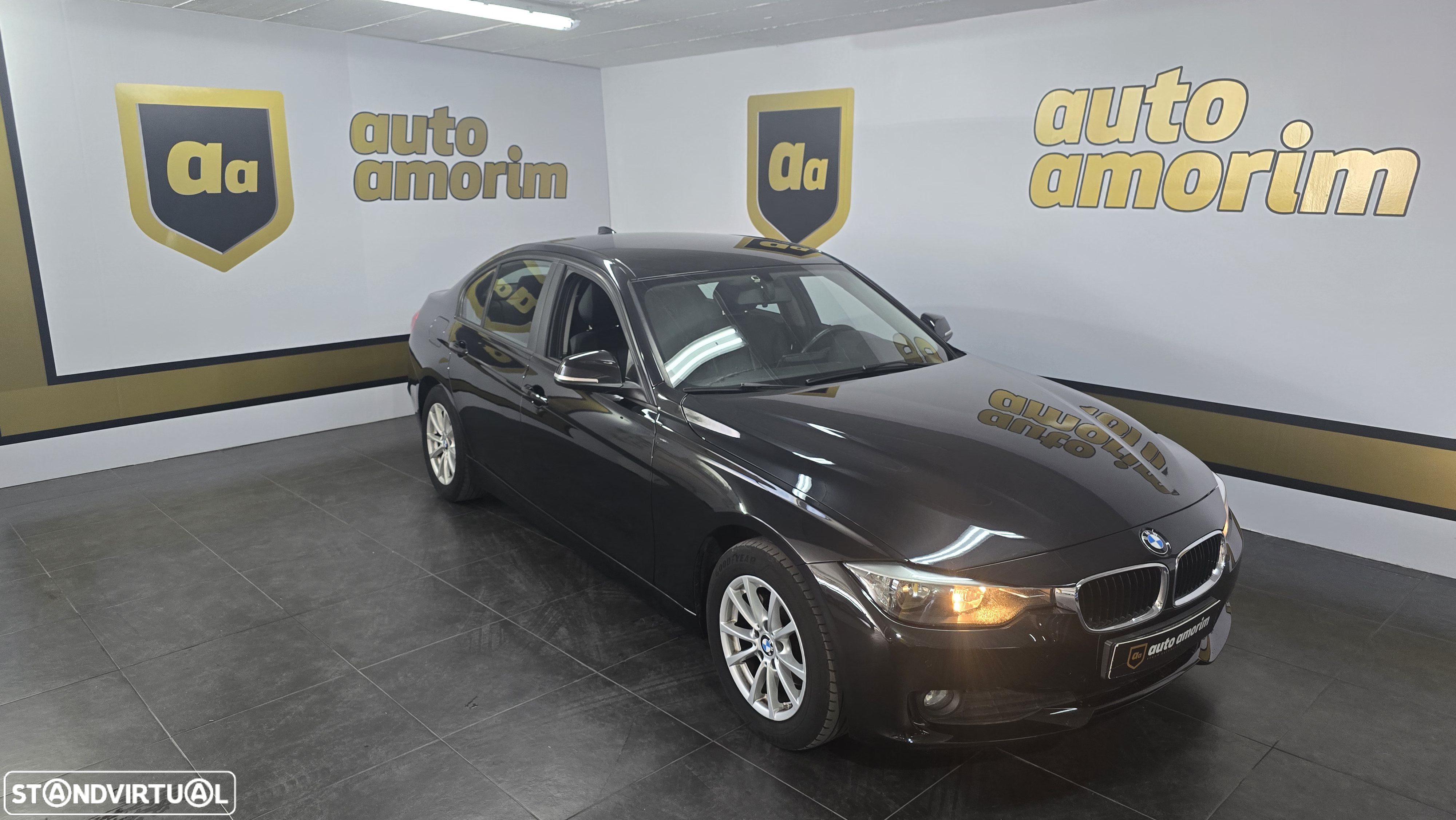 BMW 318 d Auto Exclusive - 4