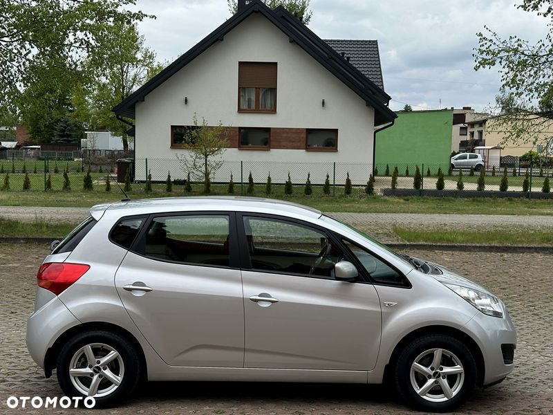 Kia Venga - 7