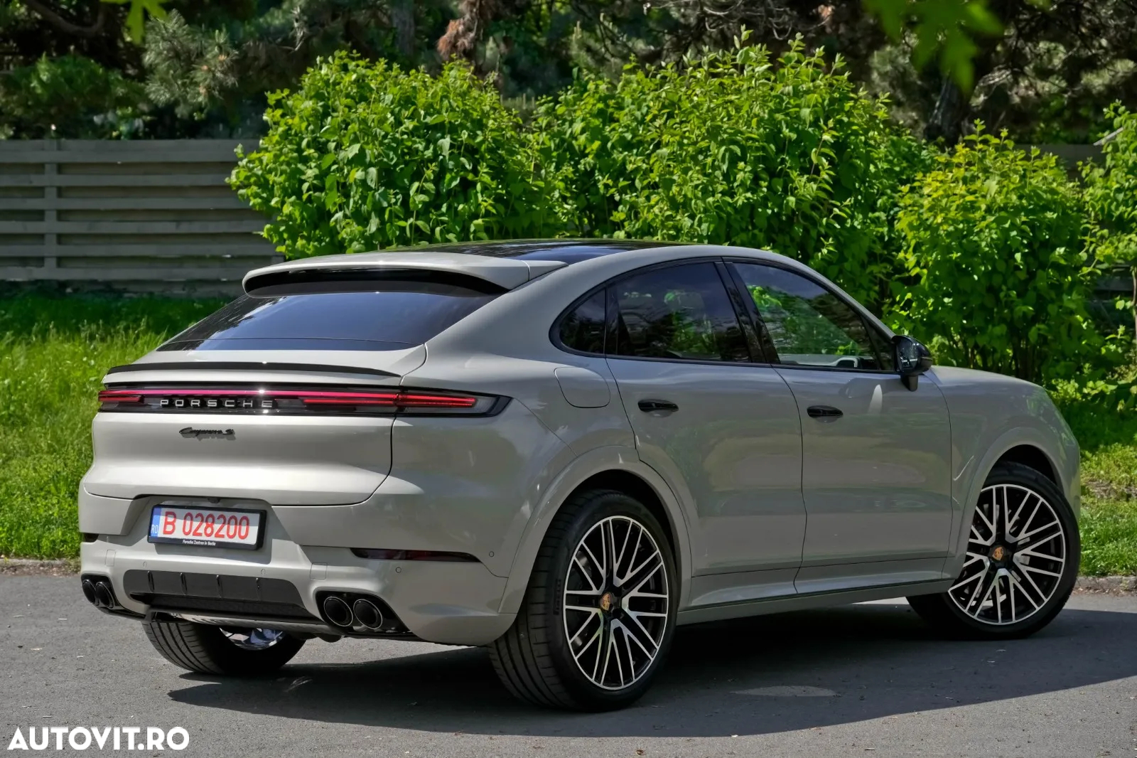 Porsche Cayenne Coupe - 5