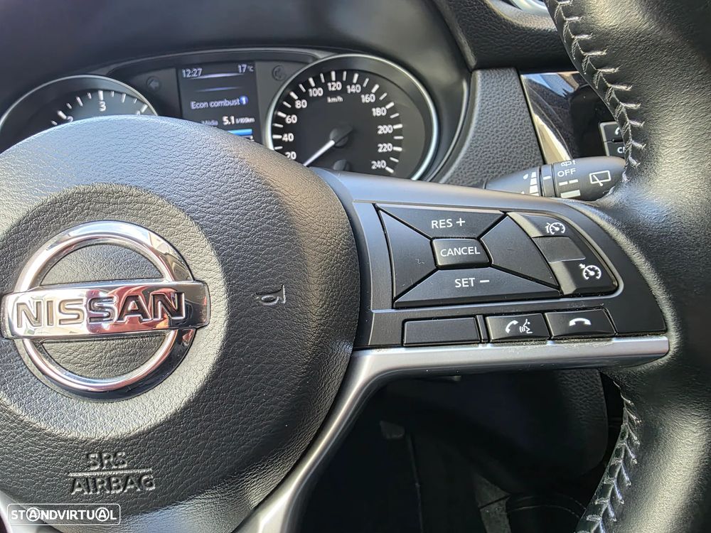 Nissan Qashqai 1.5 dCi N-Connecta - 33