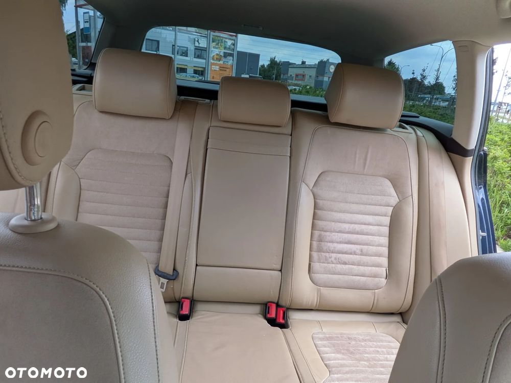 Volkswagen Passat 1.4 TSI DSG Highline - 29