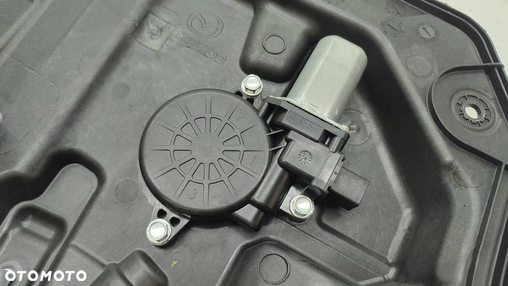 PODNOŚNIK SZYBY TYŁ TYLNY LEWY MAZDA CX-5 I D6515958X KD537397X - 4