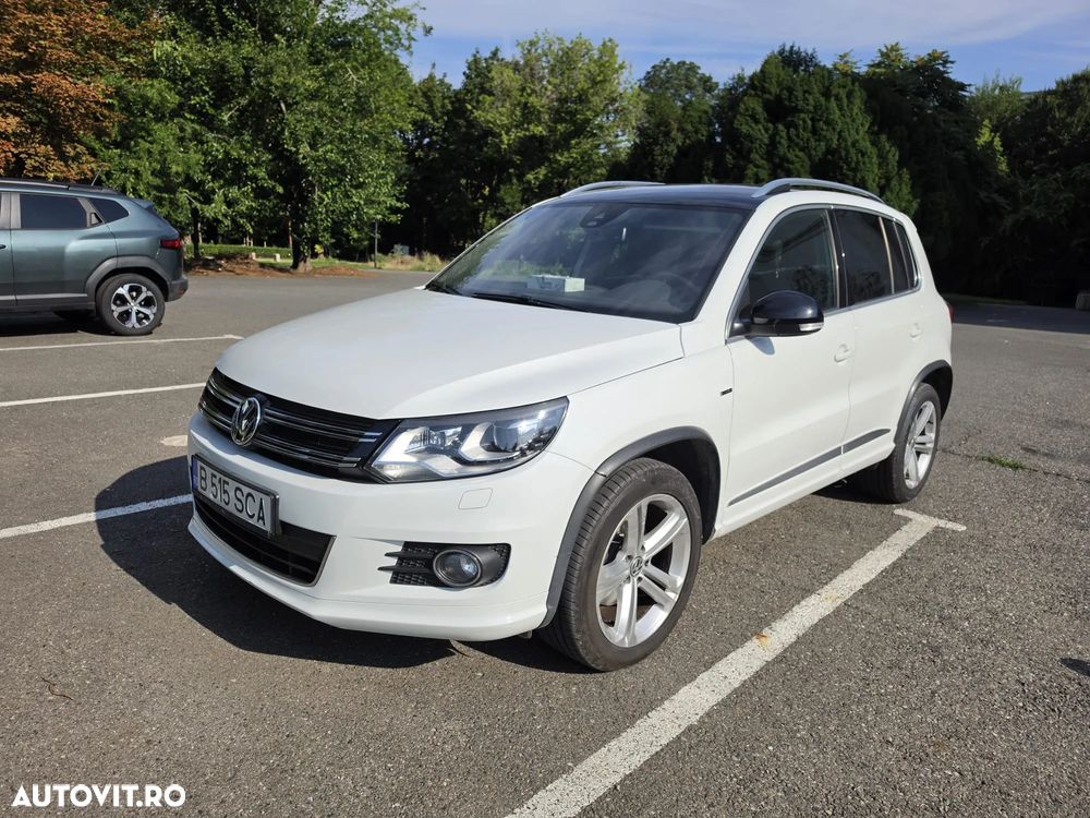 Volkswagen Tiguan - 1