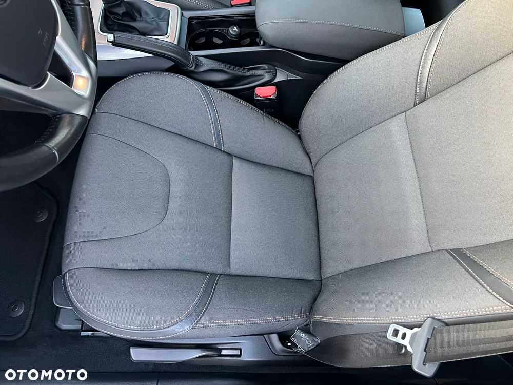 Volvo V40 Cross Country D4 Geartronic Momentum - 24