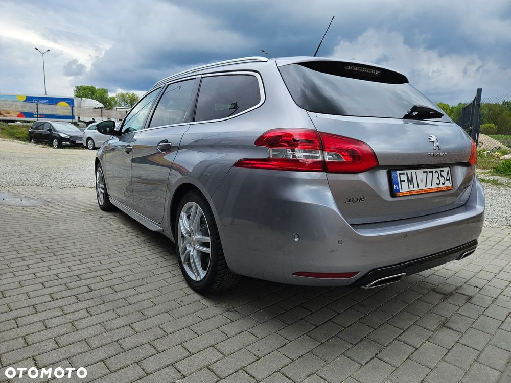 Peugeot 308 - 13