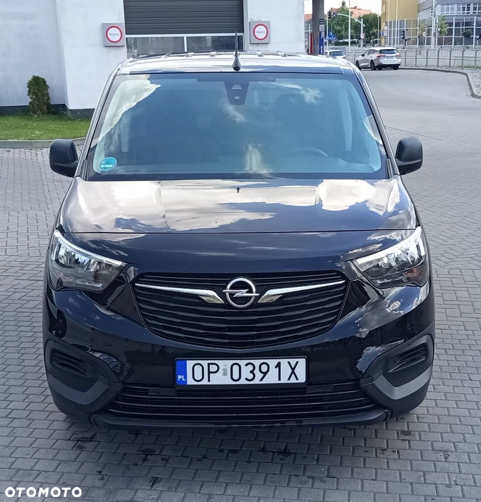 Opel Combo XL 1.2 Turbo Essentia S&S - 2